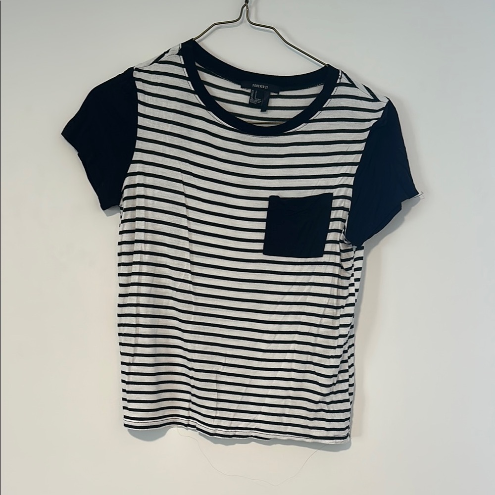 Forever 21 Black and White Fitted Graphic Tee